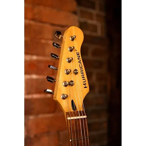 Hurricane Stratocaster электрогитара (Б/У).