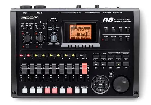 Zoom R8 Портостудия. 8-трековый рекордер, аудио интерфейс, контроллер, сэмплер.