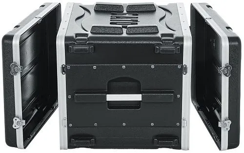 Gator GR-8L Кейс рэковый на 8U пластиковый. Стальные рельсы, глубина 19". Вес 7,7 кг.